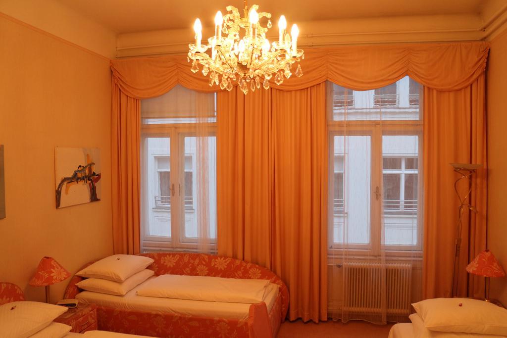 Hotel Schweizerhof Viena Quarto foto
